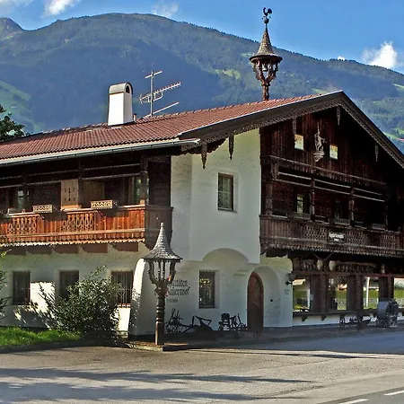 Julia Ramsau im Zillertal